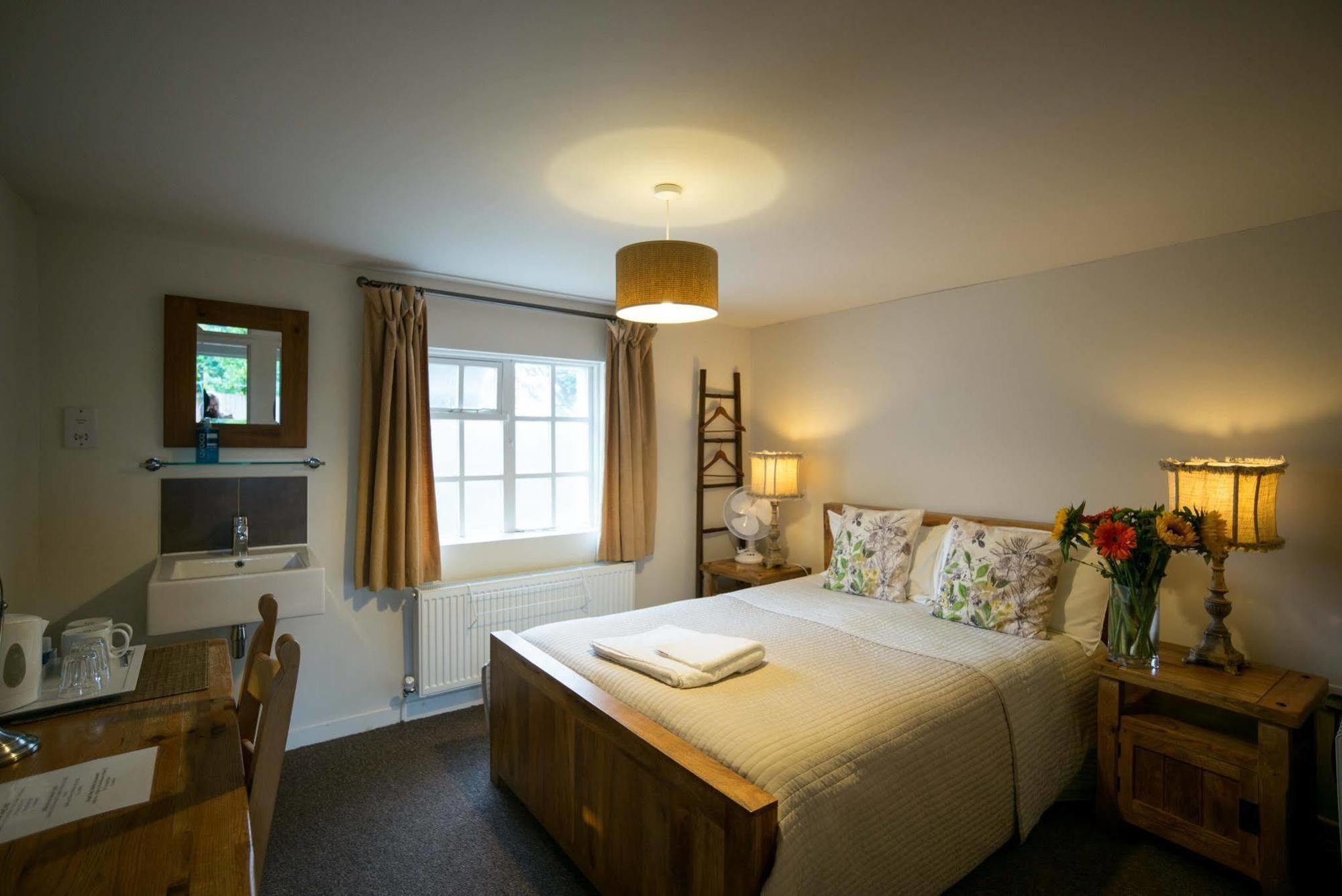 The Coach House Bed and Breakfast Winterbourne Exteriör bild